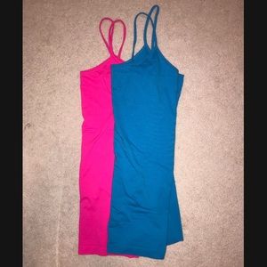 2 Tank Tops